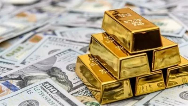 تراجع الذهب لأدنى مستوى في 4 أسابيع وسط ترقب لقرار الفيدرالي الأمريكي
