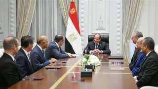 الرئيس السيسي يبحث زيادة استثمارات «أباتشي» الأمريكية في مصر