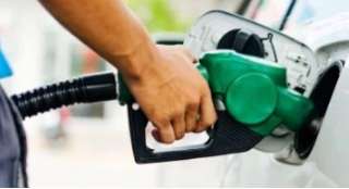 لجنة تسعير المنتجات البترولية تقرر تحريك أسعار البنزين
